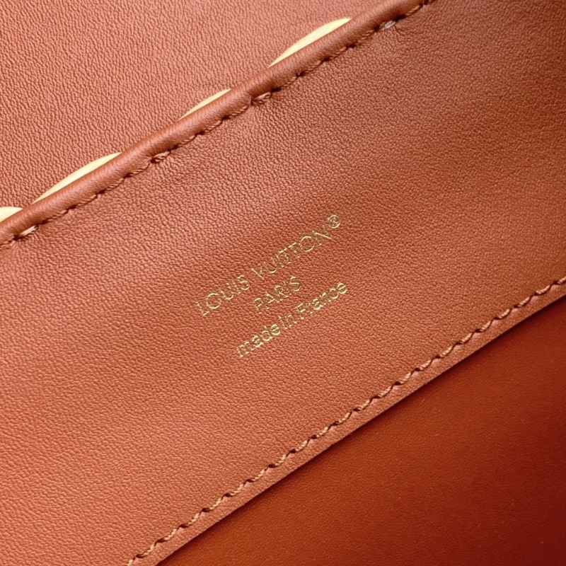 LV Capucines Bags